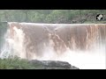 gujarat के dang में waterfall का अदभुत नजारा पर्यटकों का हुजूम उठा रहा लुत्फ