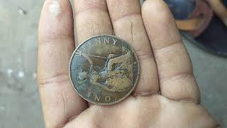 One penny 1918 British coin for sell price 25 thousands dollars