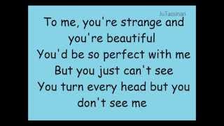 Strange And Beautiful (I'll Put a Spell on You) - Aqualung - Lyrics