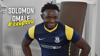 Solomon Omale hádá význam českých fotbalových pojmů