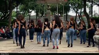 Italian Girls dancing