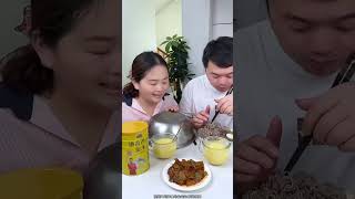 【玲姐饿了】 飞哥吃独食