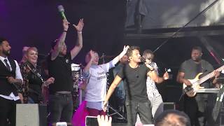 Peter Andre - performs  Mysterious Girl with fans on stage @ Kubix Festival 2018