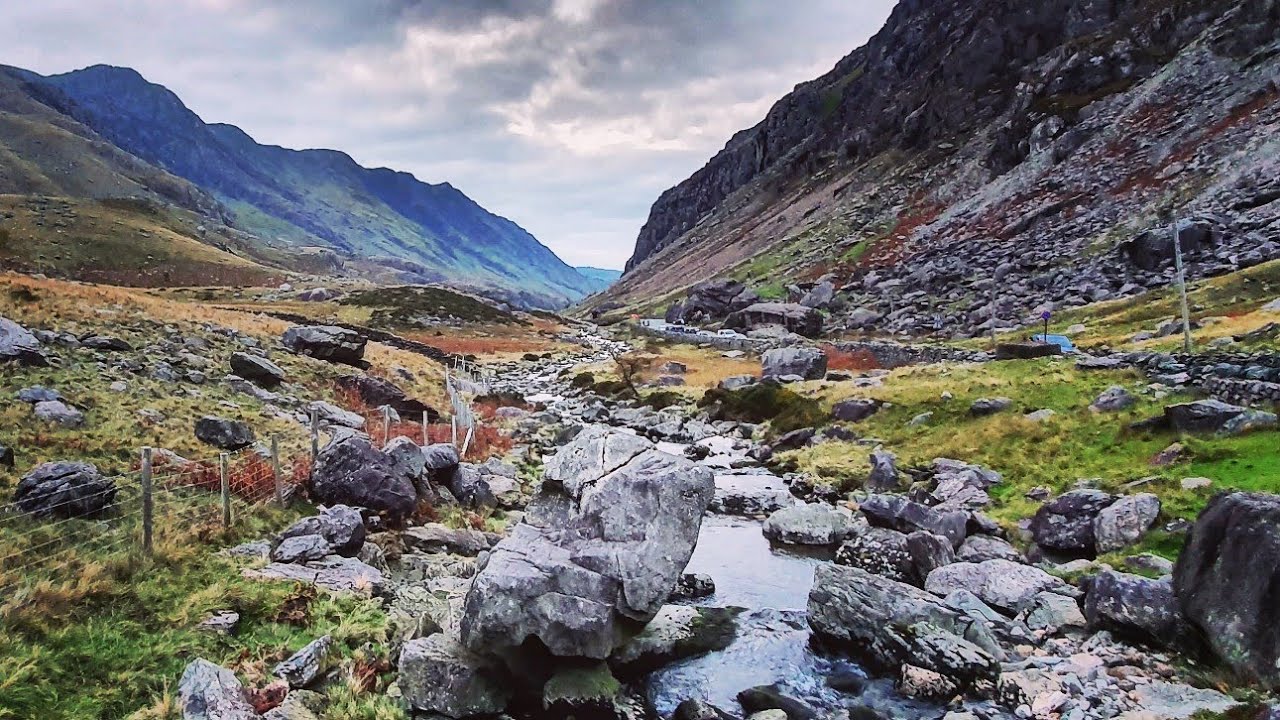 The Mountains Of Eryri (Wales) - YouTube