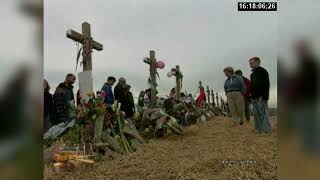 Columbine High School shooting victims memorial crosses/Eric Harris Dylan Klebold memorial May 1999