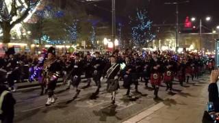 Hogmanay Torchlight Procession 2016 Edinburgh