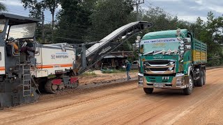 WIRTGEN 2200CR รีไซคลิ่งพื้นทางเดิมออก