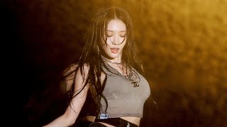 [4K] 240803 청하 Roller Coaster 직캠 (CHUNG HA FanCam)