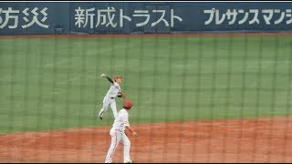 【強肩】2017.8.14 福岡ソフトバンクホークス 今宮健太が深い位置で打球を処理する好プレー