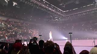 Drake brings out BAD BUNNY to perform MIA