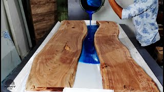 DIY Epoxy Live Edge River Table | Epoxy resin dinning table