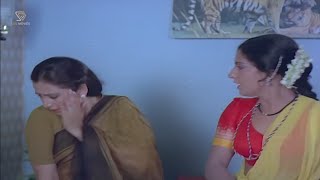 Ambika Slaps Geetha For Not Wearing Saree | Bazar Bheema Kannada Movie Part 07 | Ambarish, Umashree