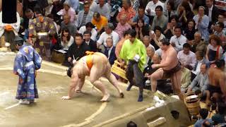 Kaisei (0-4) - Yokozuna Hakuho (4-0) , Sumo : Natsubasho '18