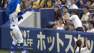 マナーの宜しくないファンを露骨に嫌がるドアラ (2023/09/05)