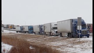 Winter weather prompts rolling closures on Wyoming highways