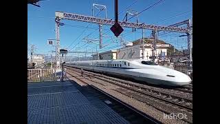 東海道新幹線 米原駅 高速通過と到着発車を観察する☆ｂｙごまお