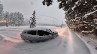 强悍的斯巴鲁翼豹全时四驱推雪机