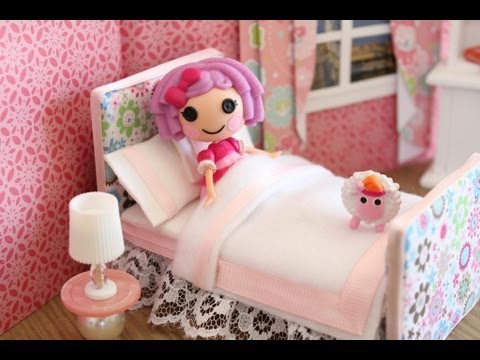 How to Make a Bed for a Mini Doll like LPS and Lalaloopsy How to Make a Bed for a Mini Doll like LPS and Lalaloopsy
