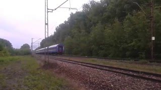 EU07-516 + KIEV EXPRESS do Kijowa przejeżdża nieopodal dawnego podg.  Rury 25.05.2015