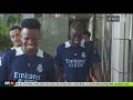 la concentraciÓn de bellingham y la sonrisa de mbappÉ las dos formas de afrontar un derbi