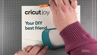 Cricut Joy unboxing | What comes in the Cricut Joy box? | How to use the Cricut Joy