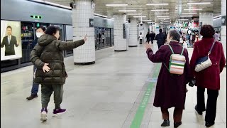 서울 수도권 전철 4호선 - 서울지하철 - 사당역 - Seoul Subway - Seoul Metro Line 4 - Sadang Station