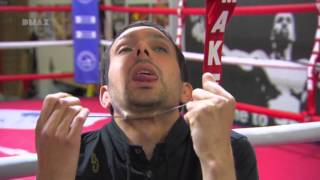 Dynamo impossible magic: a polo shirt through the skin, shock!