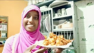 Aaj iftari Me Banaya gaya# Pyaz ka pakoda#😋Alhamdulillah bahut Mazaa Aaya Aaj k Din Shaheen Mehmood