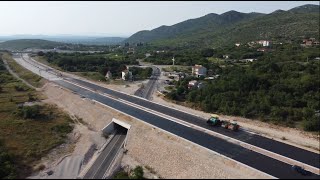 Koridor 5C. Počelo asfaltiranje drugog sloja na dionici Zvirovići-Počitelj.