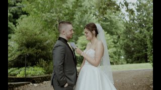 Alexis + Isaac Share Touching Vows at Knoxville Botanical Garden