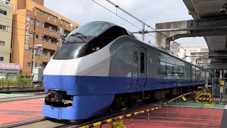 北千住一丁目踏切にて、JR東日本E657系K1編成特急ひたち 通過シーン