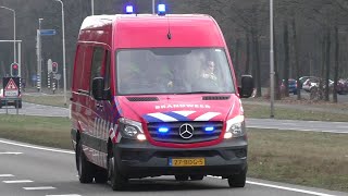 Brandweer Kootwijkerbroek Rietdekkersteam 07-1661 met spoed onderweg naar een dakbrand in Drempt