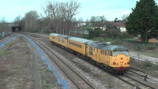 31233 propells through Taunton on 3Z02   15/03/13