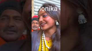 Reaction Mahakumbh Viral Girl Monalisa #monalisa #mahakumbh  #trending #india #shorts @BTSBhakthi