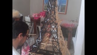 Manualidades -- Como Construir una Torre Eiffel con Fajillas de Madera