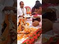 flower offering to shri shri gaurnitai ji bhagwan 💐🌹 religion youtube shorts