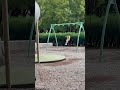 小花寶寶綠園道公園盪鞦韆15little flower baby swings15