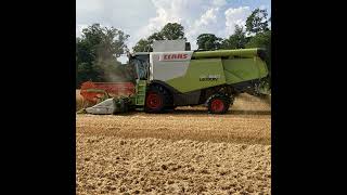 A Kilkenny and Cork farmer talk about the harvest so far and the frustration over straw