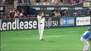 柳田悠岐が試合前に万波中正に合図を送る！