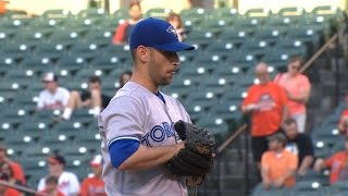 TOR@BAL: Estrada fans four over five innings