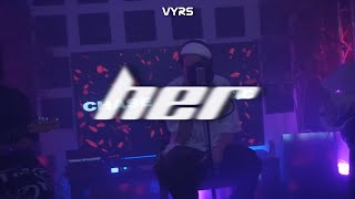 chase atlantic "her" LIVE lyrics | exclusive quarantine livestream