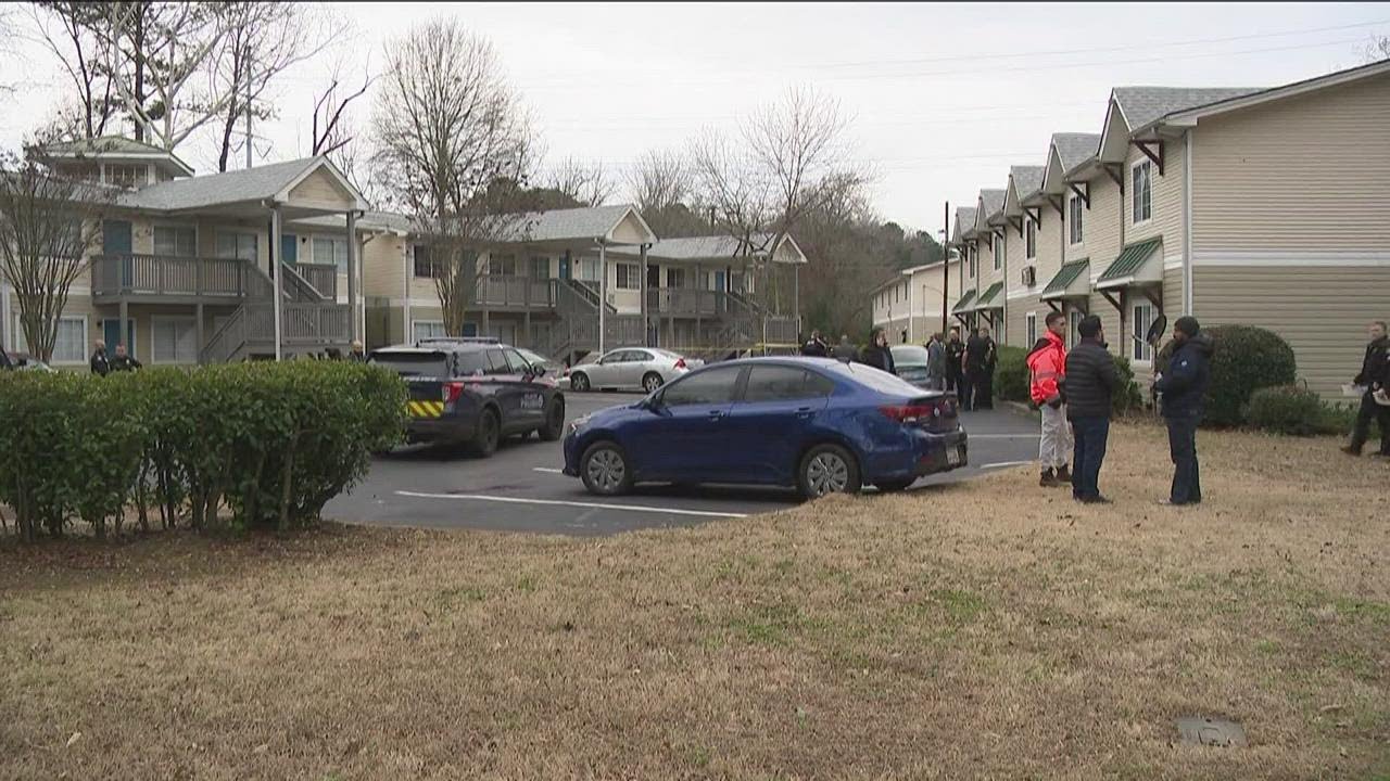 Police Investigating After Shooting At Southwest Atlanta Apartment ...