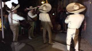 Mariachi Tequila de PR llama ya!!! 939-224-5696