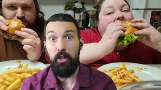 I discuss beezin' & burgers ft. Foodie Beauty & Peetz (Live).