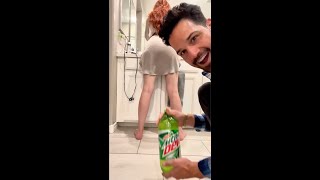 Boyfriend shoots mentos into the mtn dew