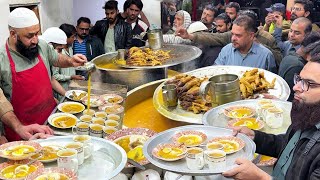 Asli Peshawari Yakhni | NON STOP DESI CHICKEN YAKHNI | Pakistani Street Food. Anda Chicken Yakhni