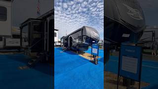 2025 Jayco Pinnacle 32RLTS