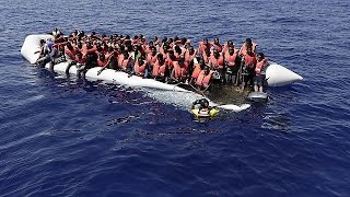 Migrants : 700 sauvetages en une journée