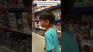 HAPPY KID ENJOY BUYING NERF GUN TOY GUN AT TOY KINGDOM SM CITY MARILAO #shorts #toykingdom #nerfgun