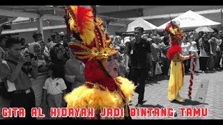 Drumband SD Hidayatul Mubtadi'in Pasuruan Jadi Tamu Undangan -  Carrefour Pasuruan, 22-10-2017